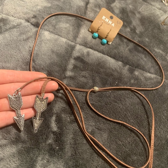 Brown Leather Necklace w/Arrows & Earrings Set - Picture 4 of 6